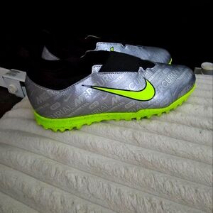 NWOT Nike Kids Zoom Mercurial Vapor 15 Academy XXV TF Silver/Volt